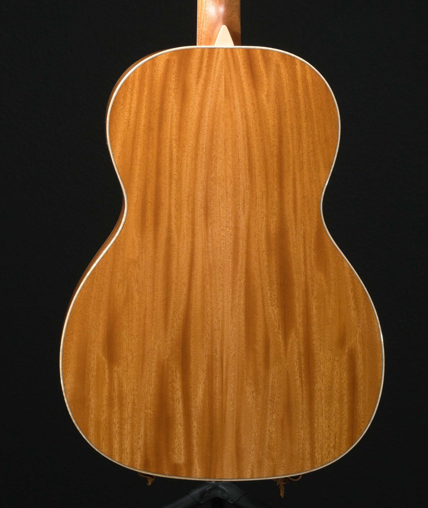 Larrivee 000-50 Mahogany and Sitka Spruce