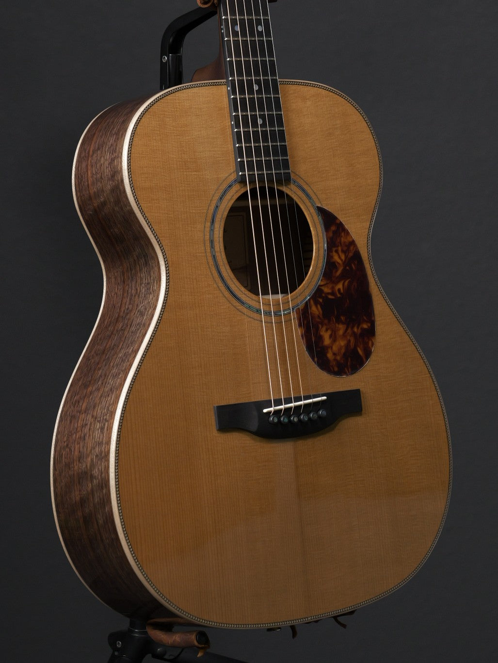 Boucher CS-SG-31-GM Walnut