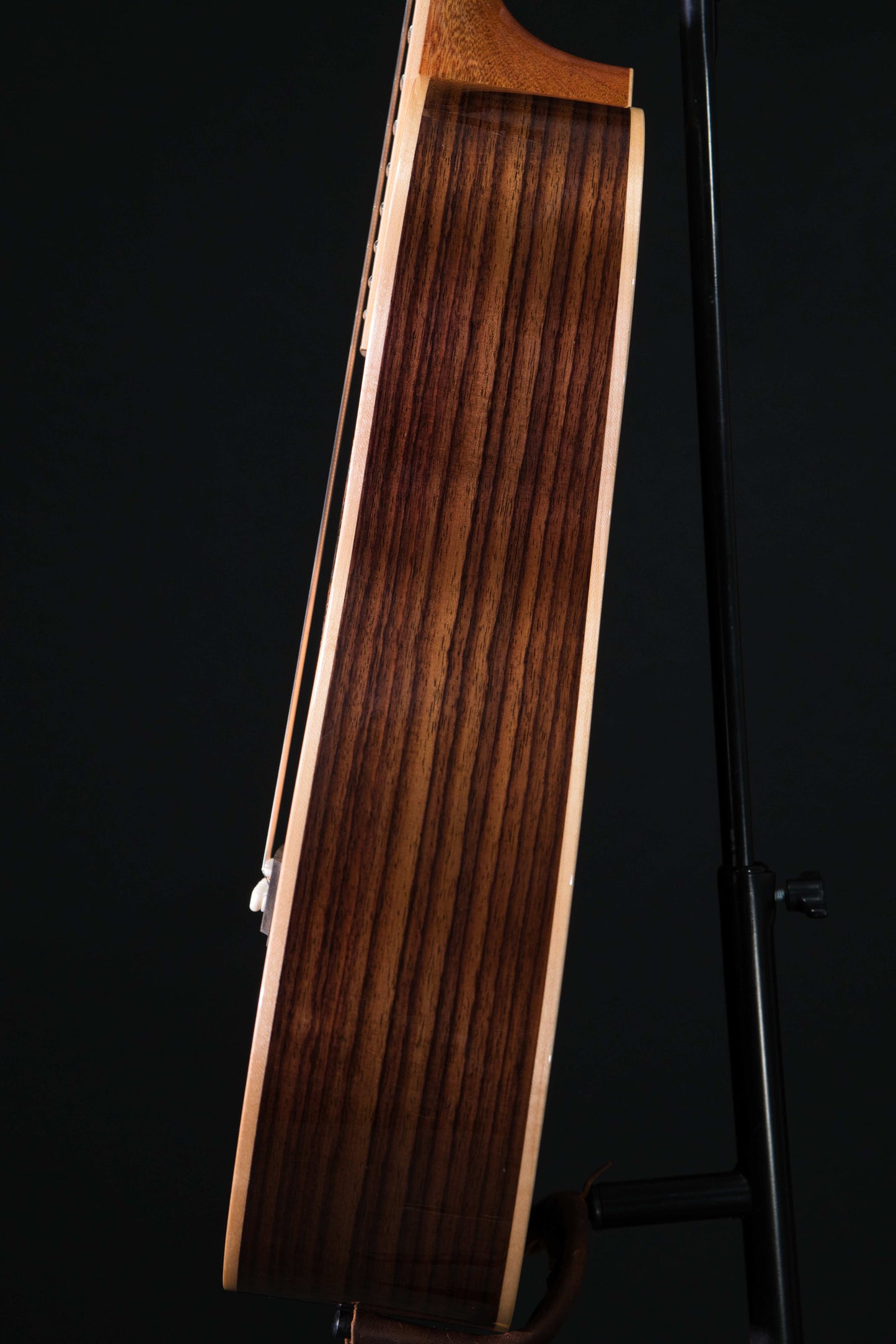 Larrivee 00-44R Gloss Rosewood & Sitka