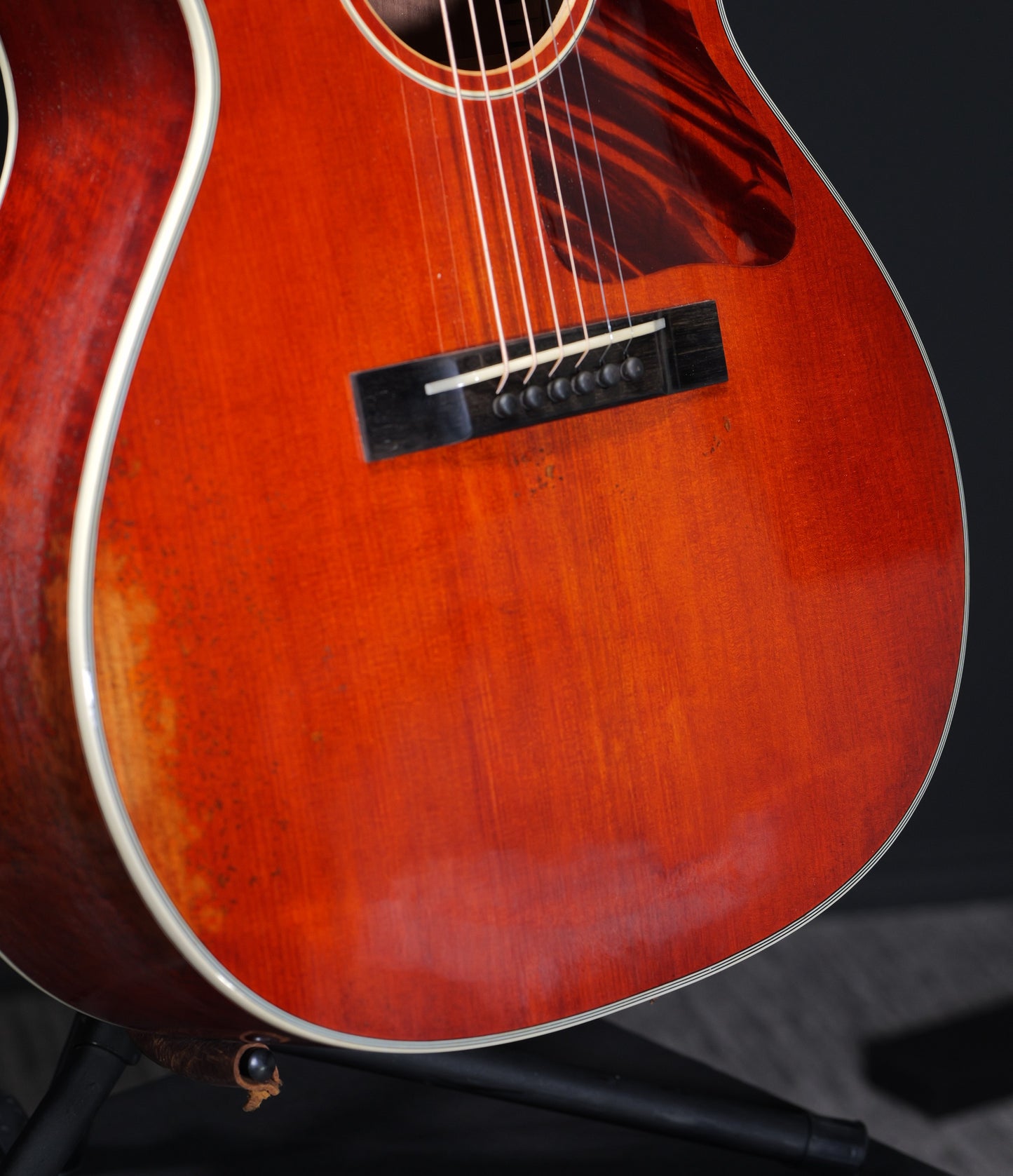 Eastman E10OOSS/V B-Stock