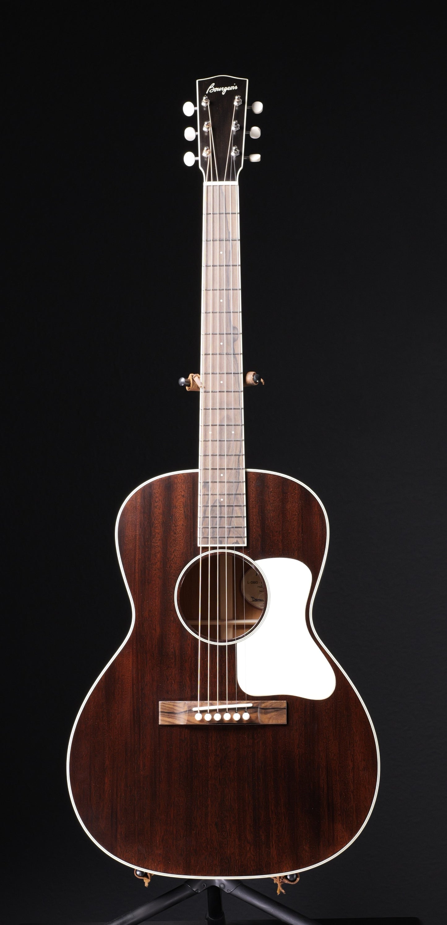 Bourgeois Blues 14 fret Mahogany