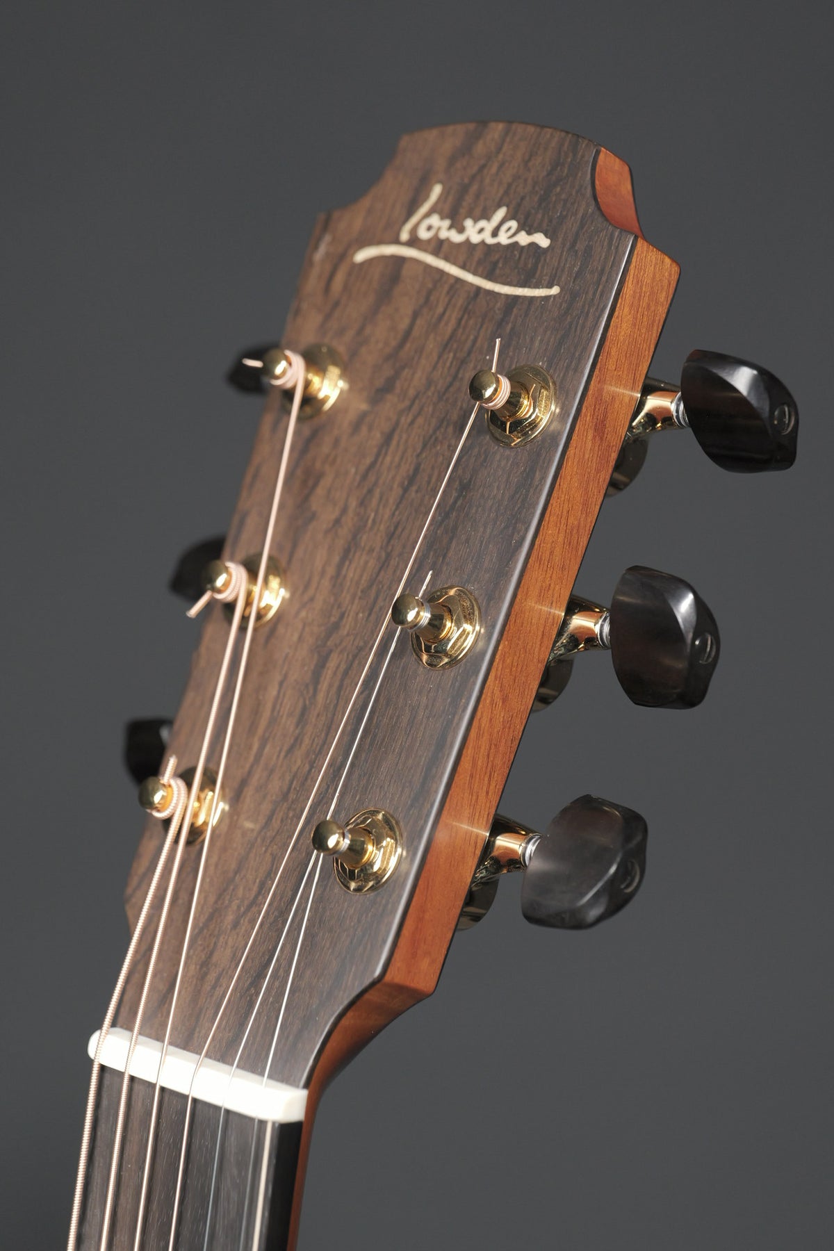 Lowden WL-35 Walnut & Sinker Redwood 2022
