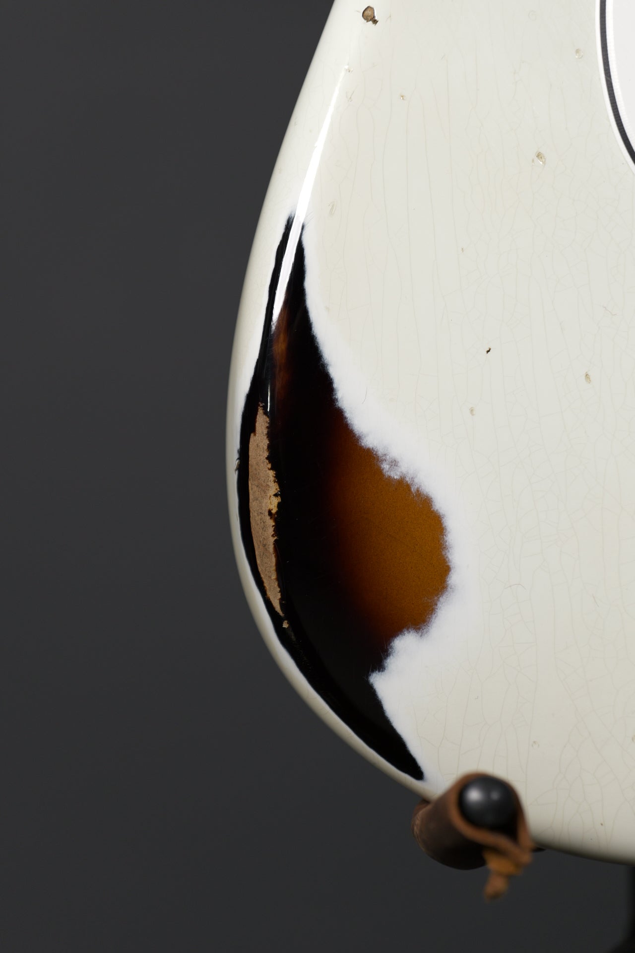 Fender LTD Roasted Tomatillo Stat Relic 2019