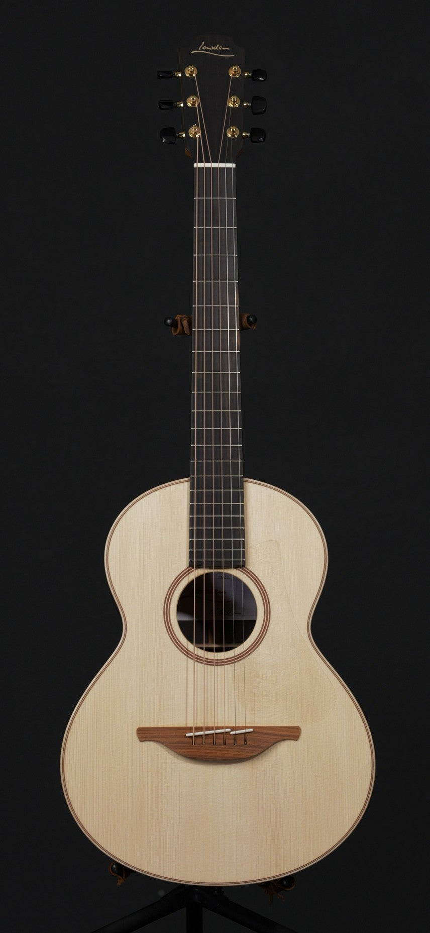 Lowden WL-32+ Adirondack & East Indian Rosewood