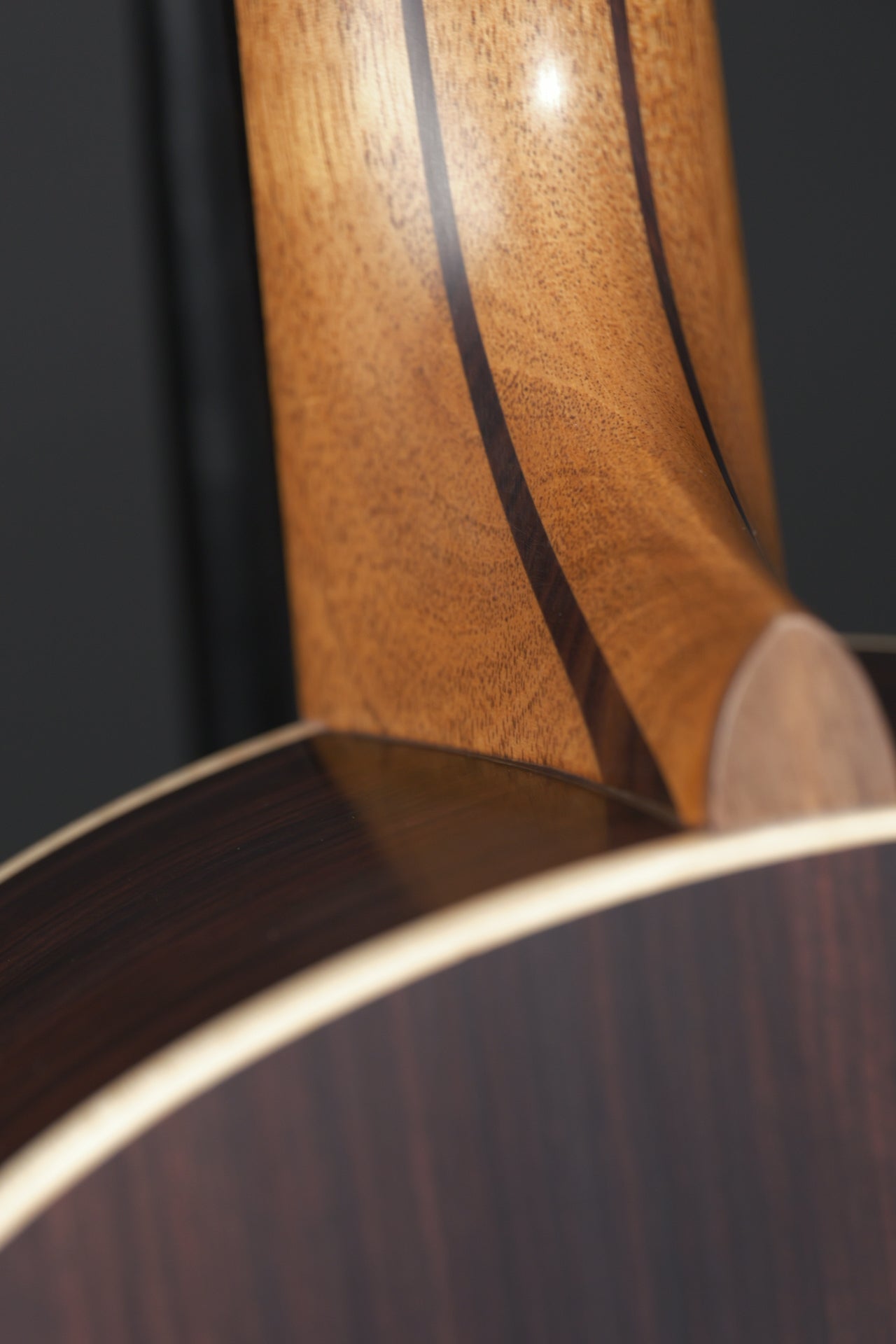 Lowden WL-32+ Adirondack & East Indian Rosewood