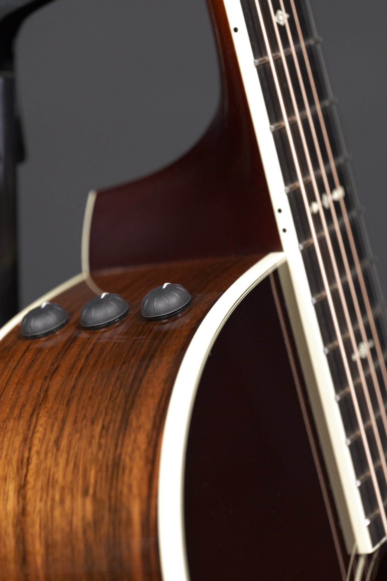 Taylor 712ce 12-fret 2015