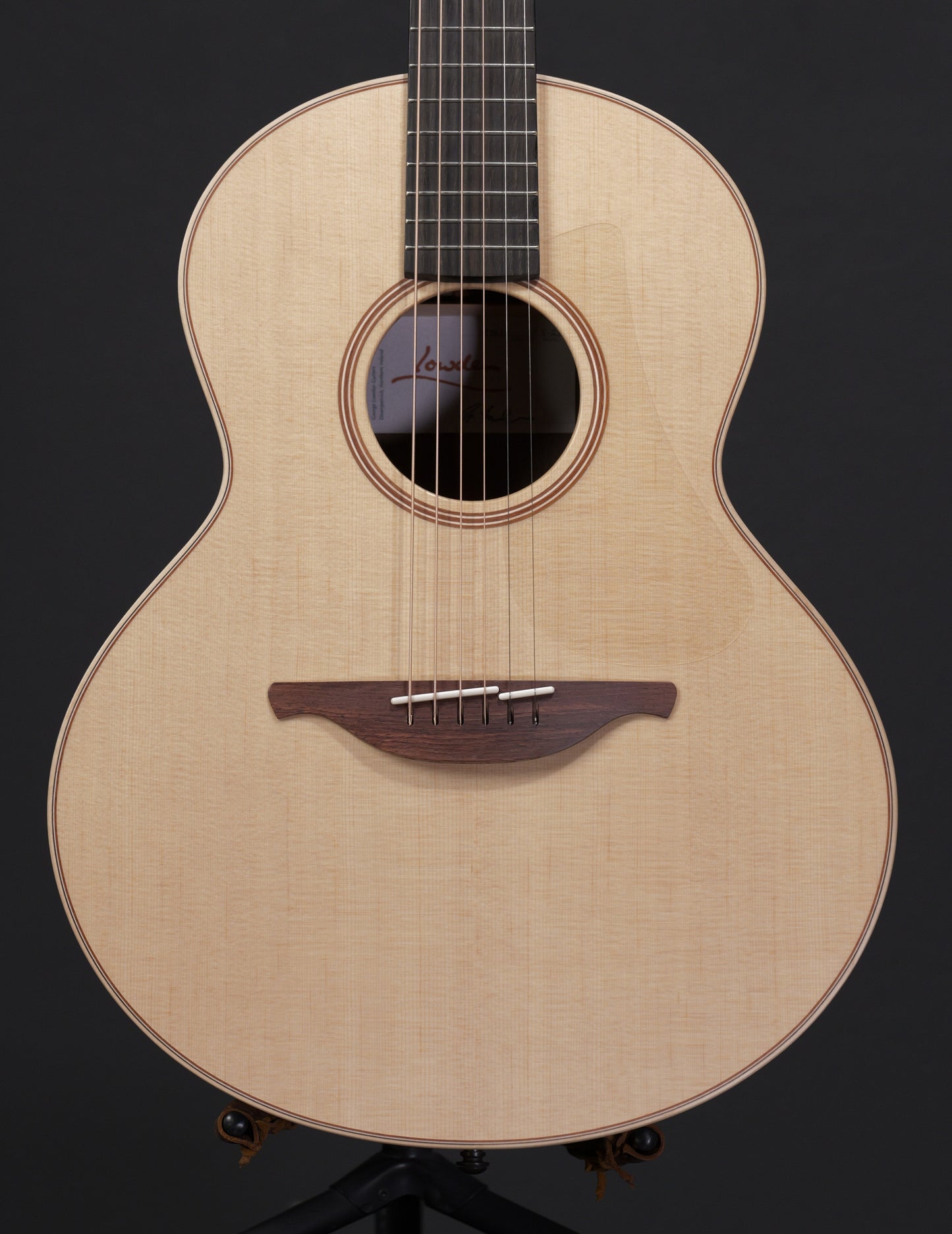 Lowden S-21 Walnut