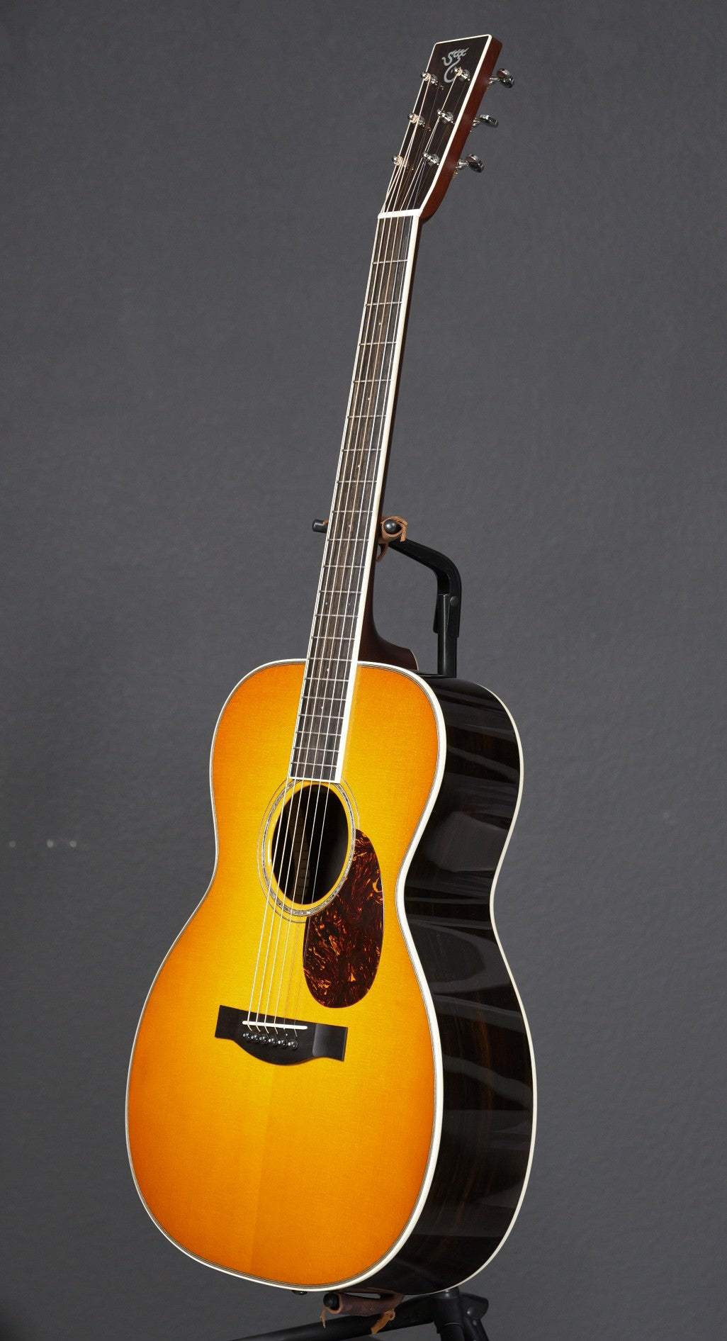 Santa Cruz OM African Blackwood & Adirondack Spruce – Tune Up Guitars