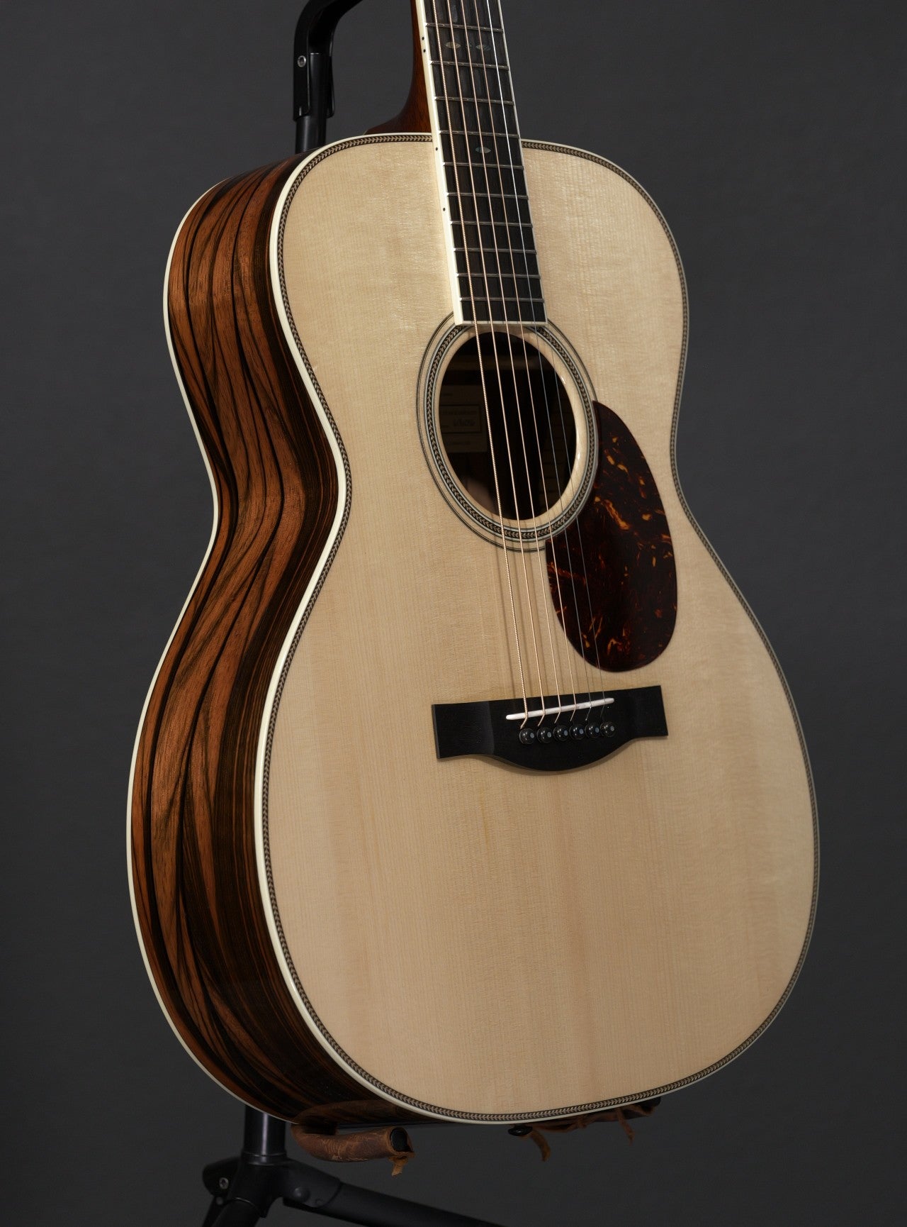 Santa Cruz OM Mun Ebony & Adirondack Spruce