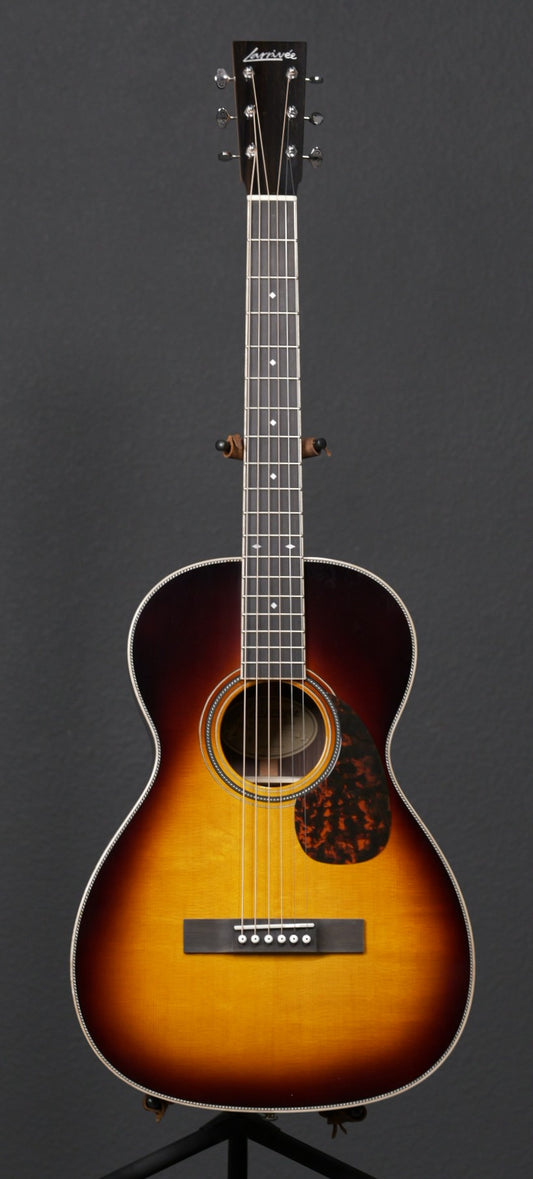 Larrivee 00-44R Tobacco Burst East Indian Rosewood