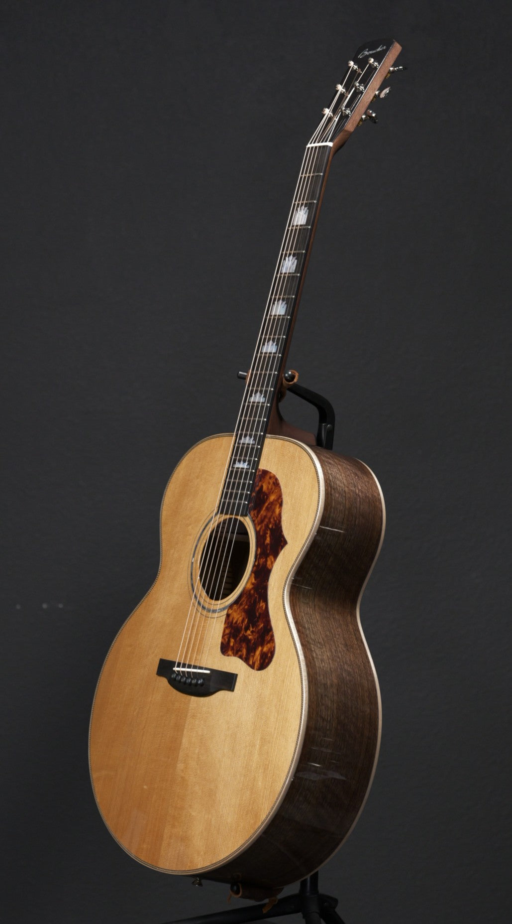 Boucher CS-SG-33-GM Walnut Jumbo