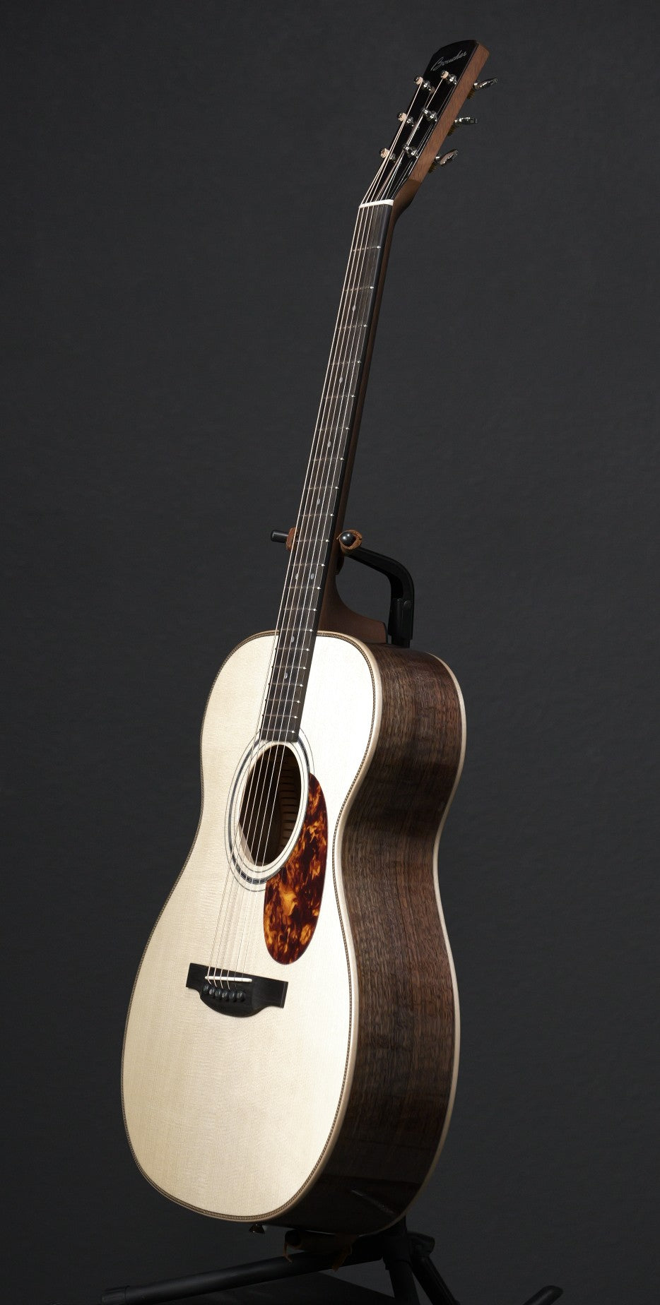 Boucher CS-SG-31-M Walnut