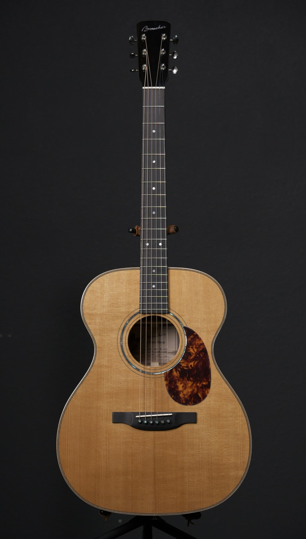 Boucher CS-SG-31-GM Walnut