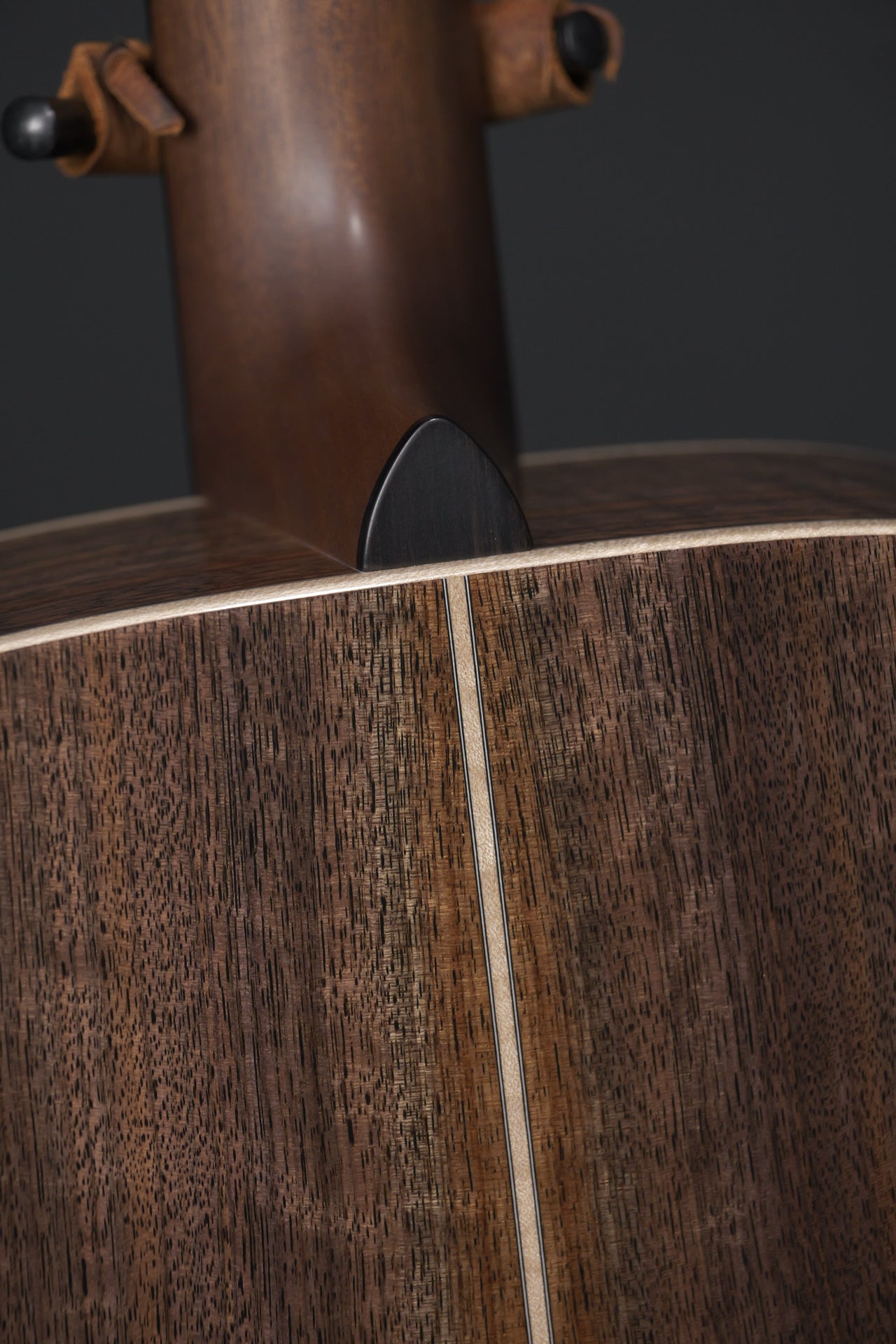 Boucher CS-SG-31-GM Walnut