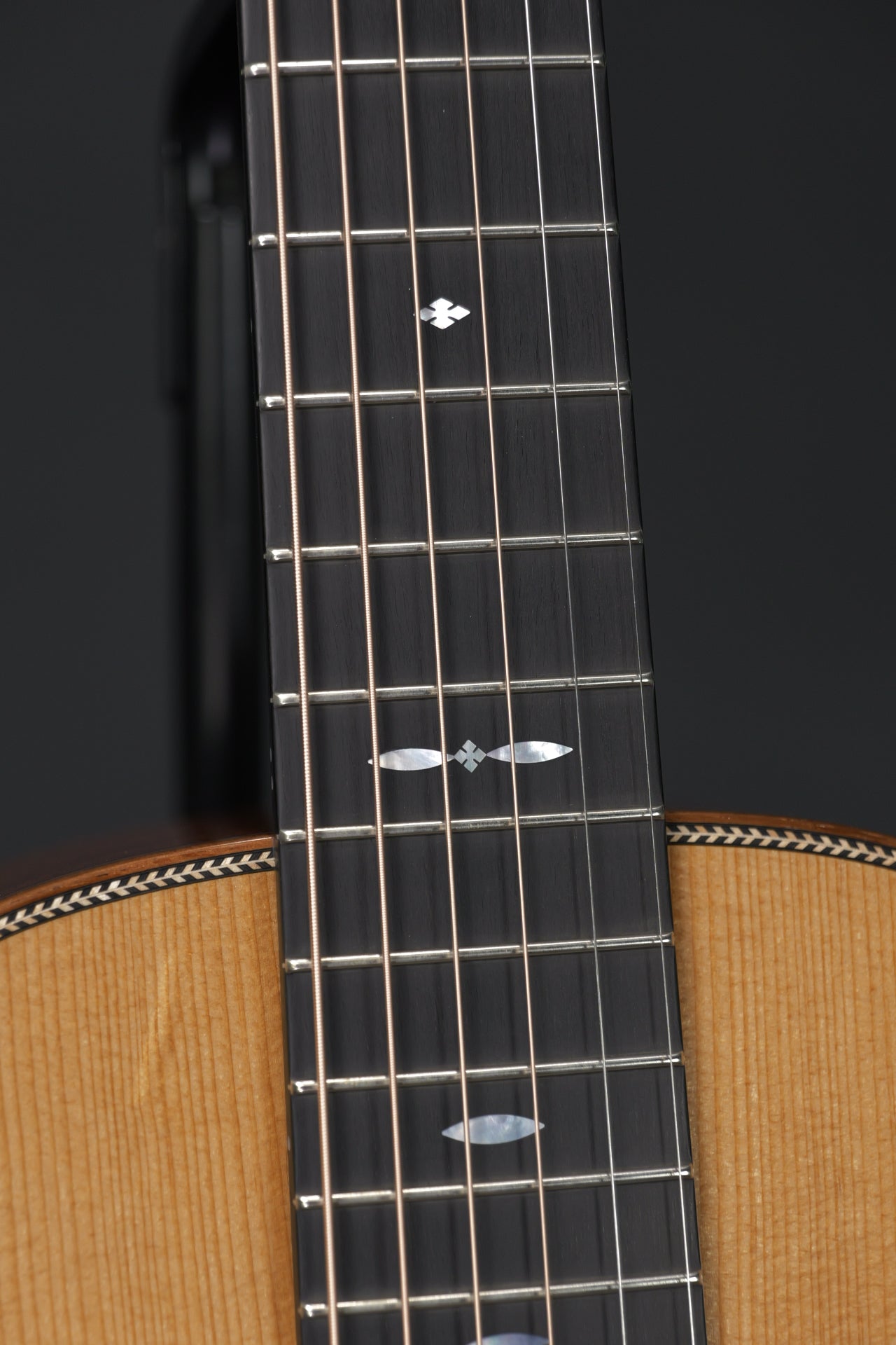 Boucher HG-24-M Bubinga Parlor