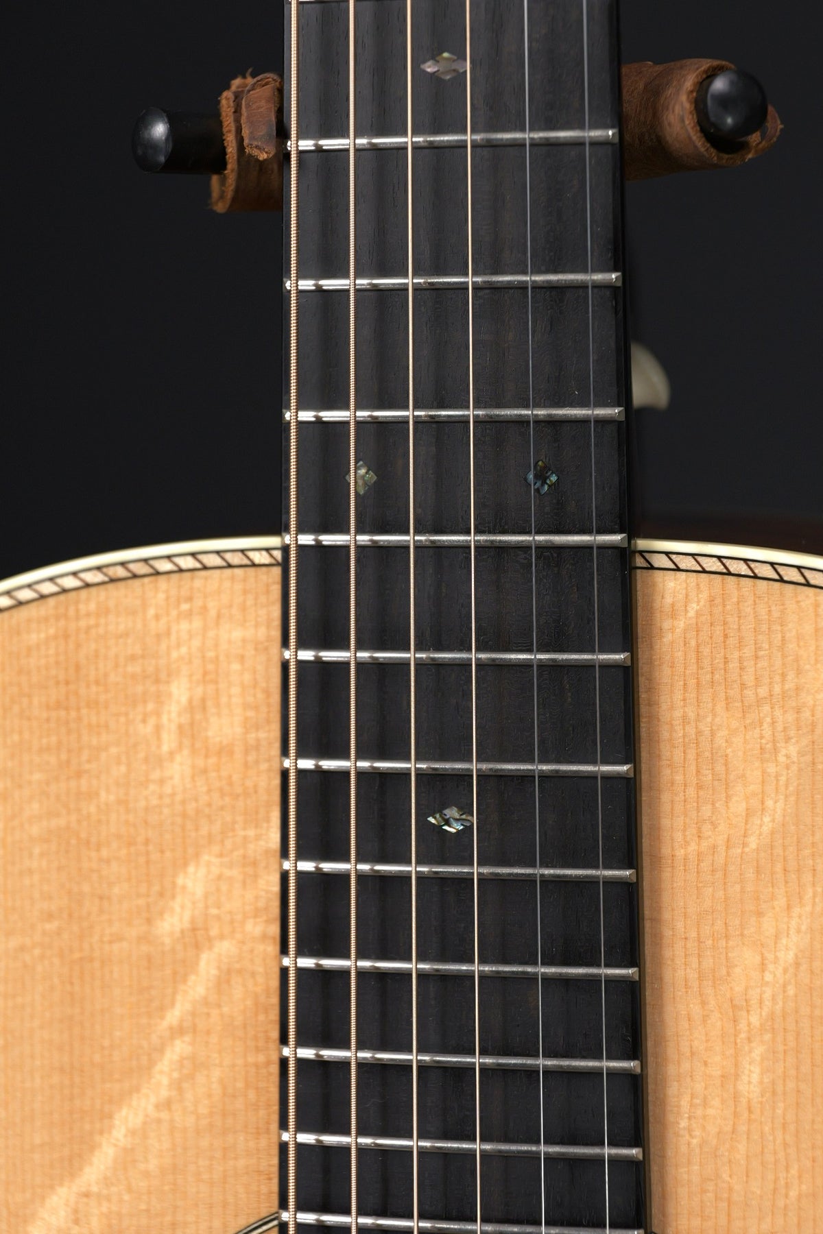 Santa Cruz D12 Mahogany & Bear Claw  Sitka 2015