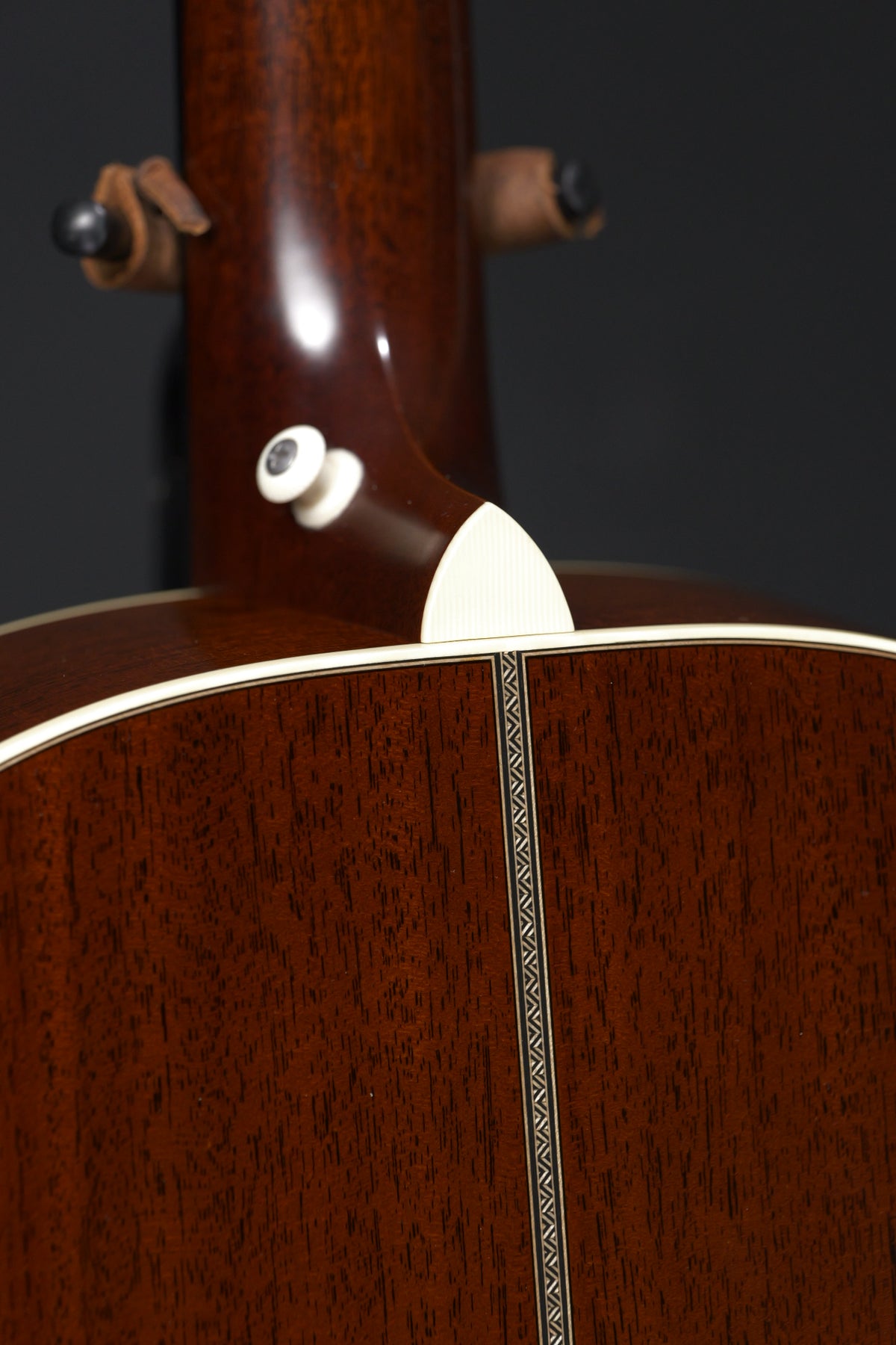 Santa Cruz D12 Mahogany & Bear Claw  Sitka 2015