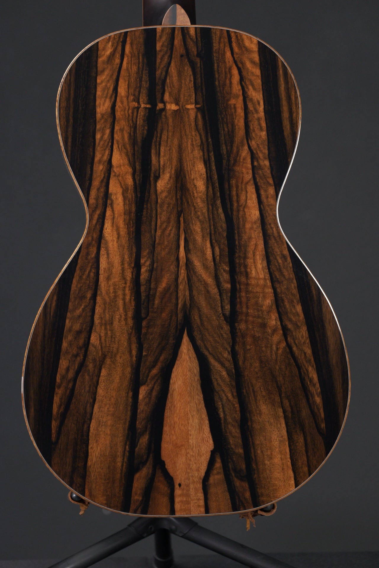 Boucher HG-194-U Ebony & Torrefied Adirondack Spruce