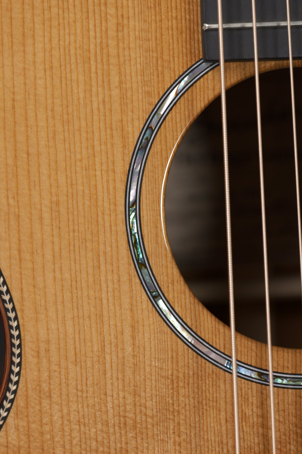 Boucher HG-44-M Mahogany & Torrefied Adirondack