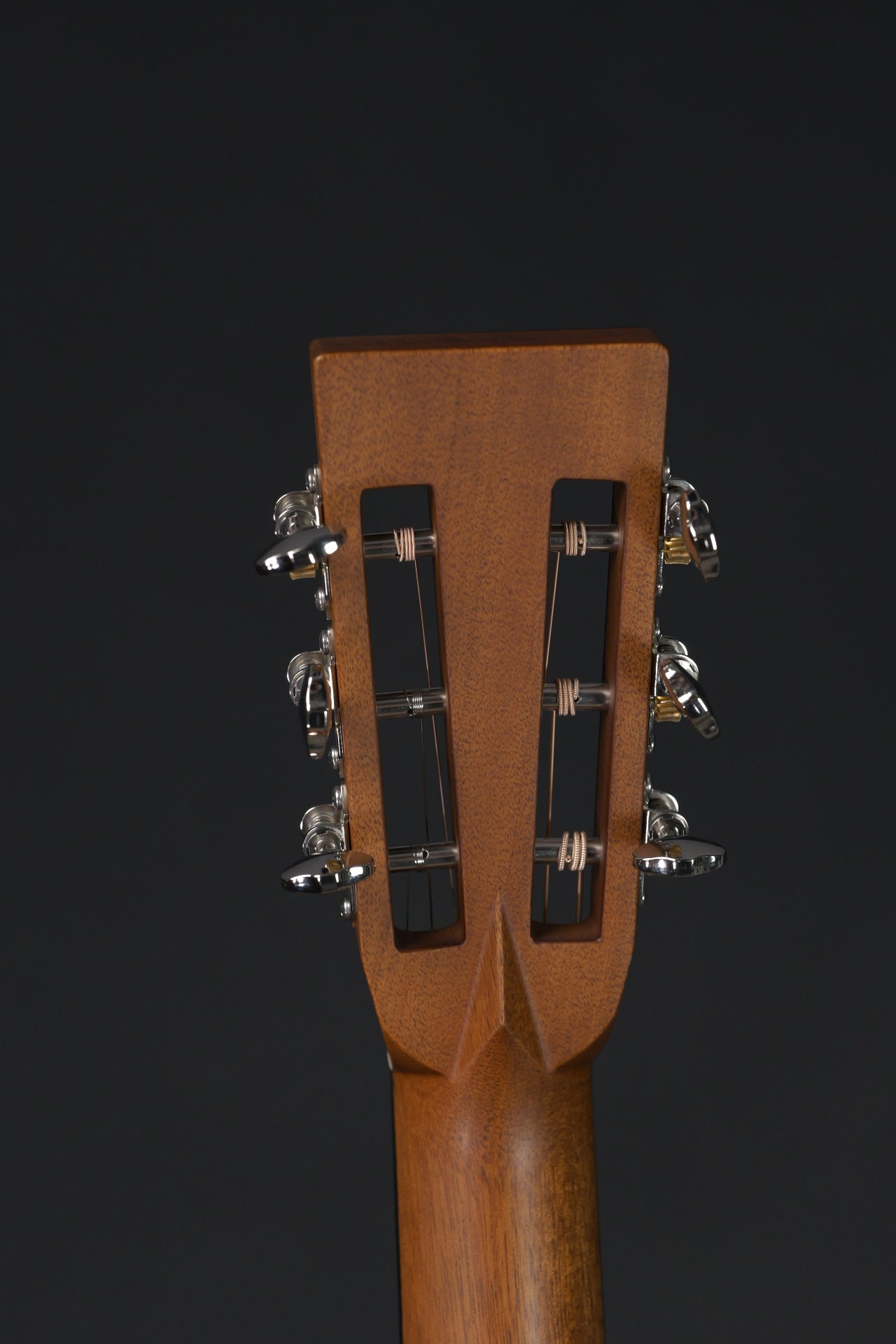 Boucher HG-44-M Mahogany & Torrefied Adirondack
