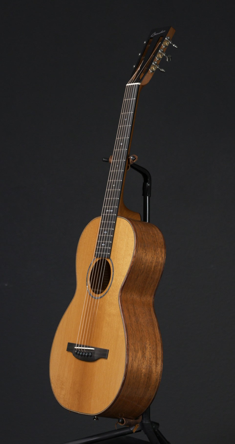Boucher HG-44-M Mahogany & Torrefied Adirondack