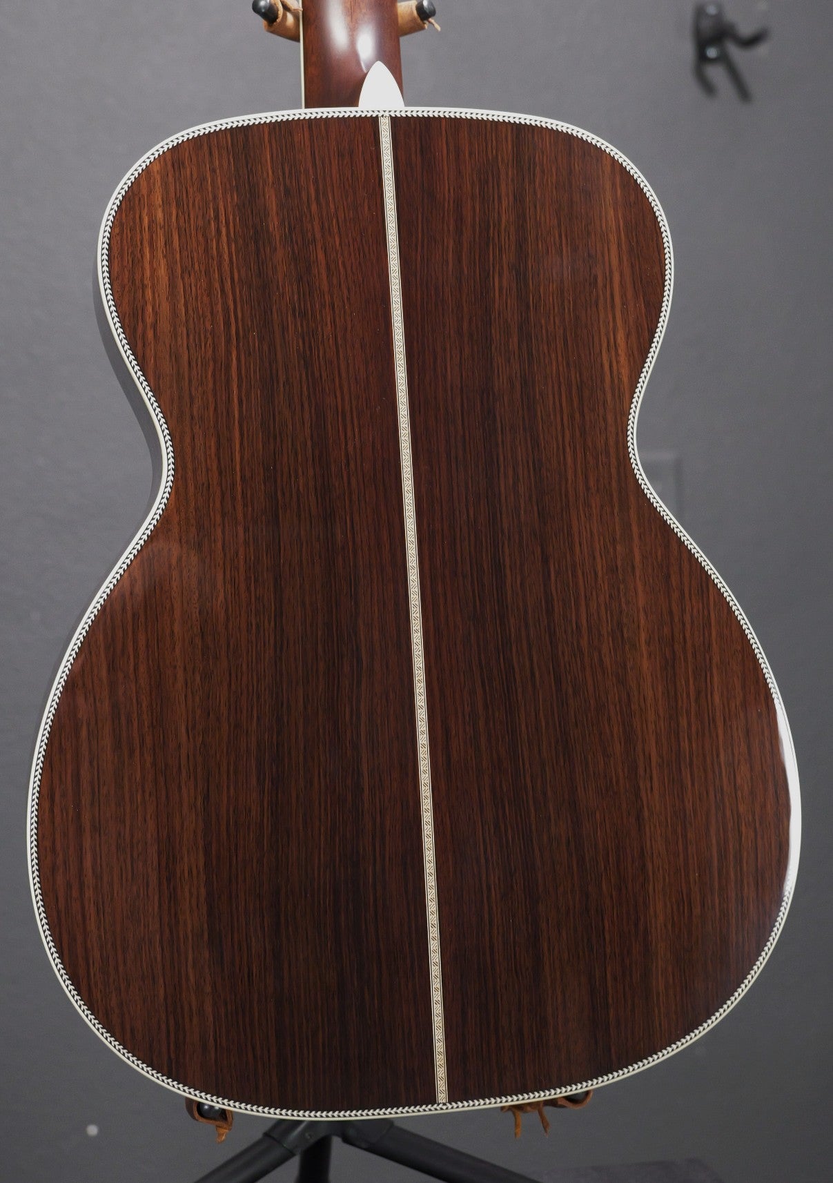Eastman E40OM-TC Thermo-Cured Adirondack Spruce