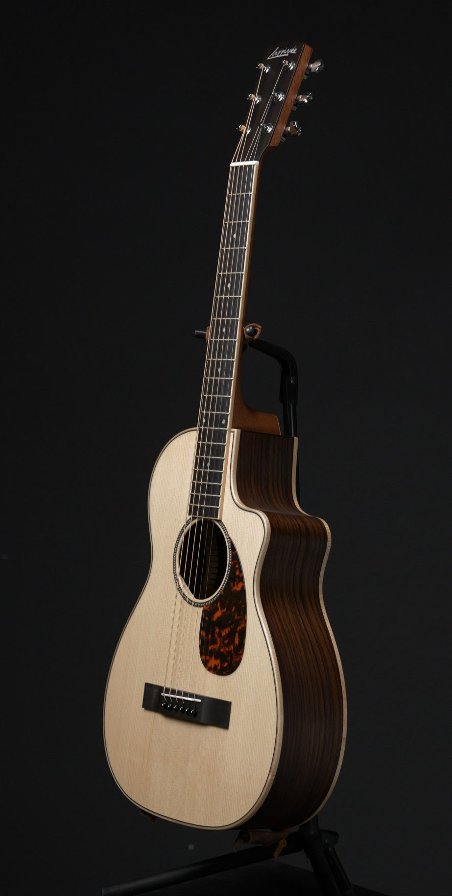 Larrivee PV-03R East Indian Rosewood & Sitka Spruce