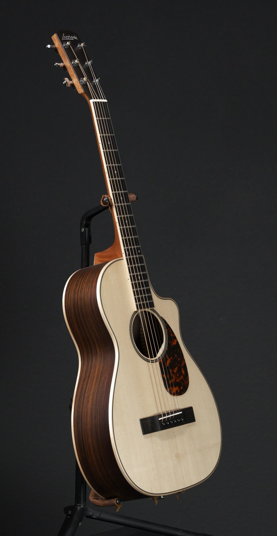 Larrivee PV-03R East Indian Rosewood & Sitka Spruce