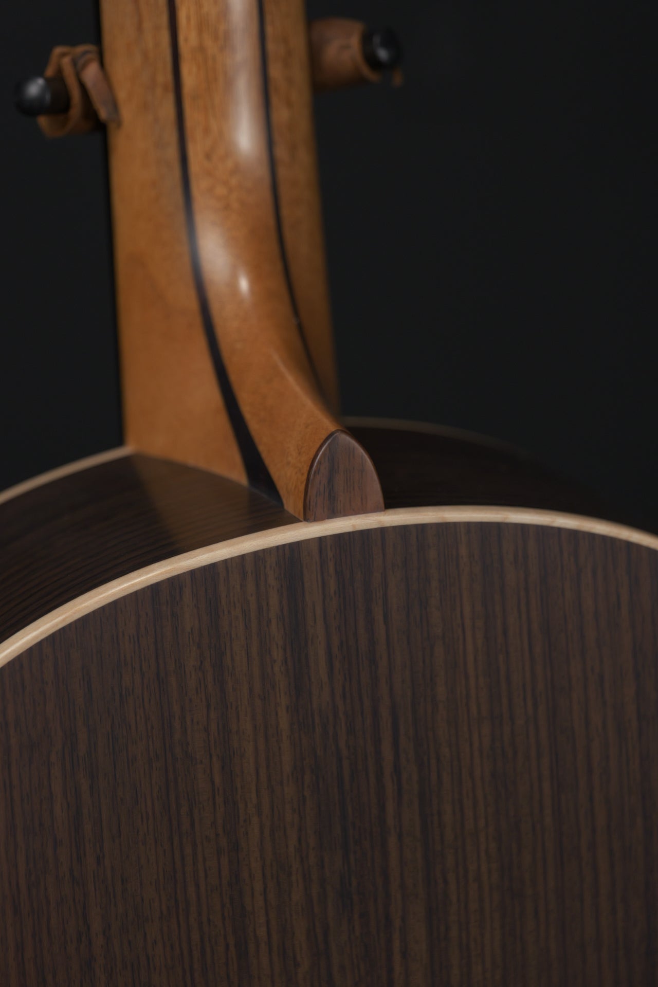 Lowden S-32 East Indian Rosewood & Sitka Spruce