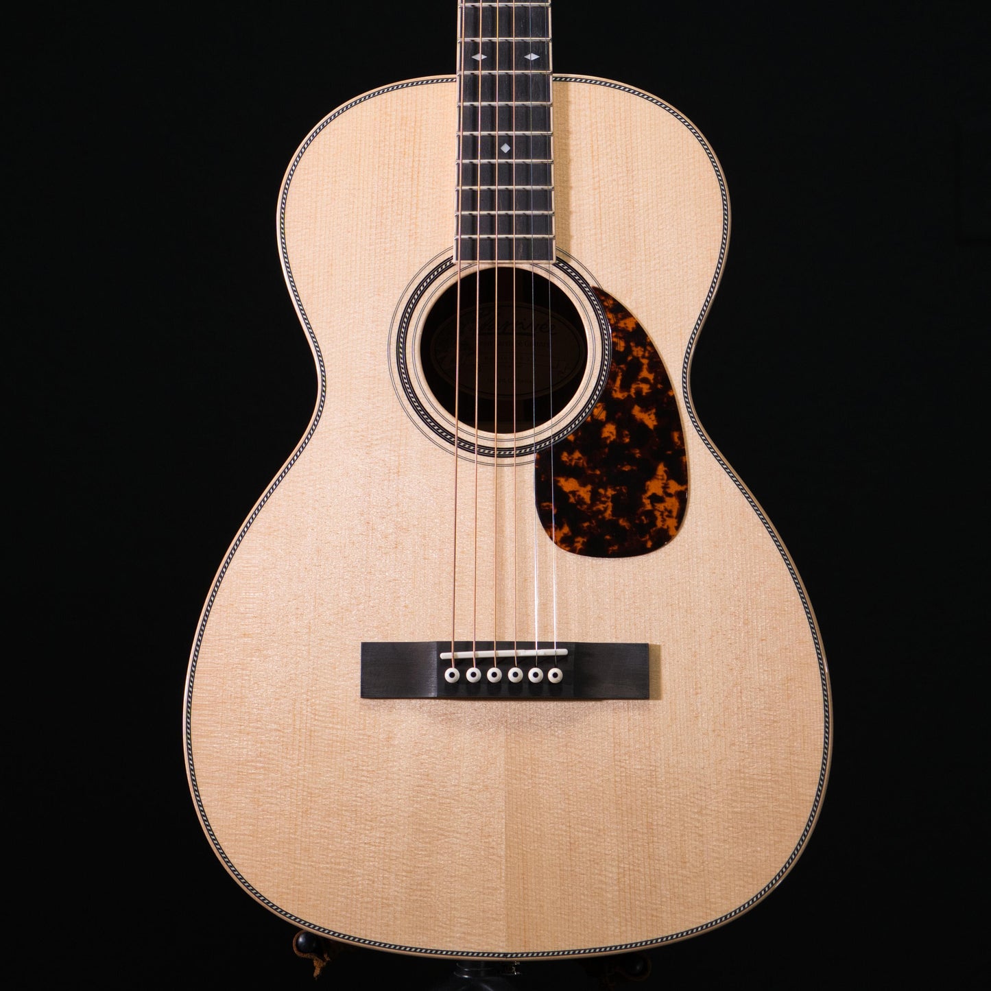 Larrivee 00-44R Gloss Rosewood & Sitka