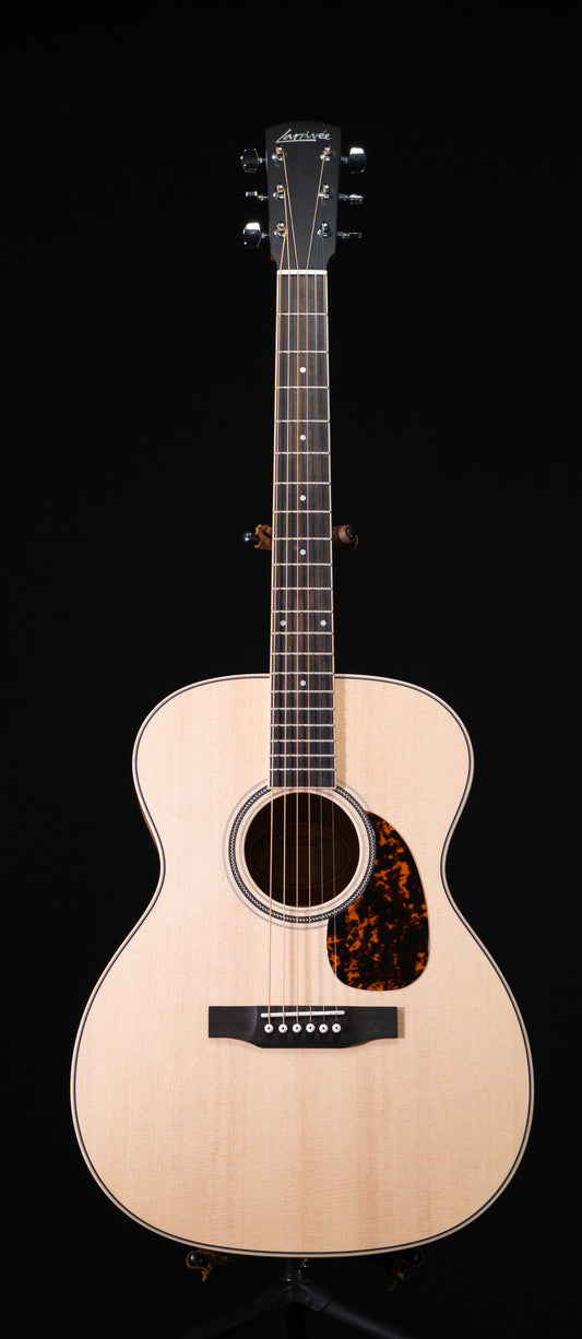 Larrivee OM-03M Mahogany & Sitka