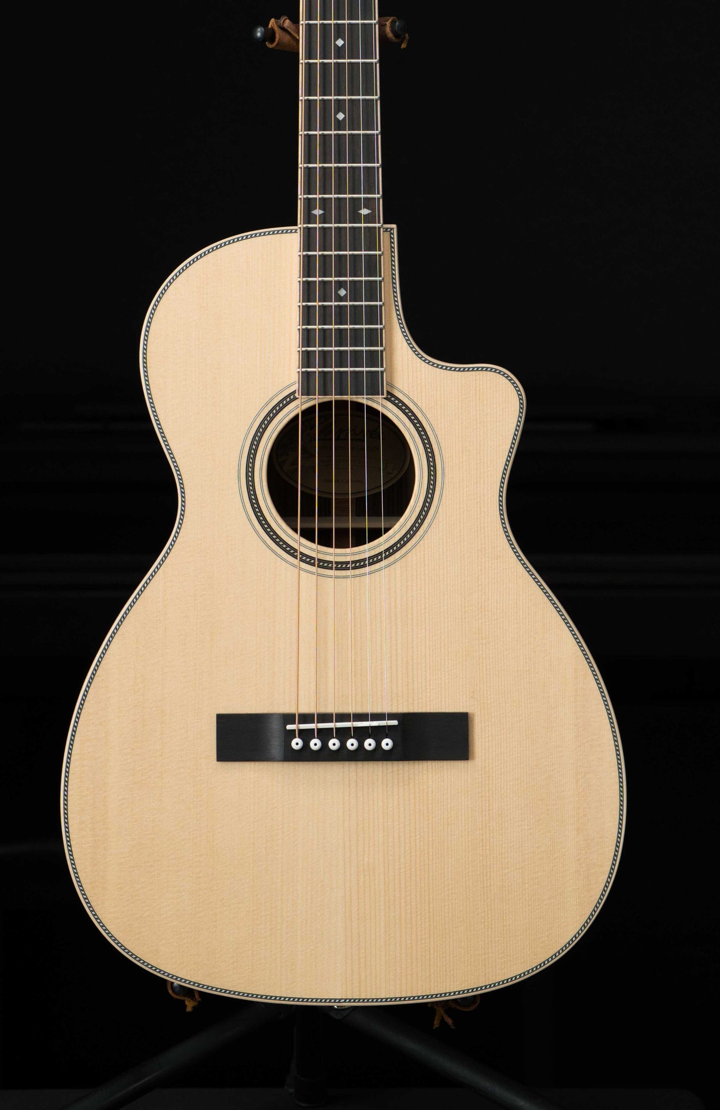 Larrivee 00V-40 Custom 24.75"