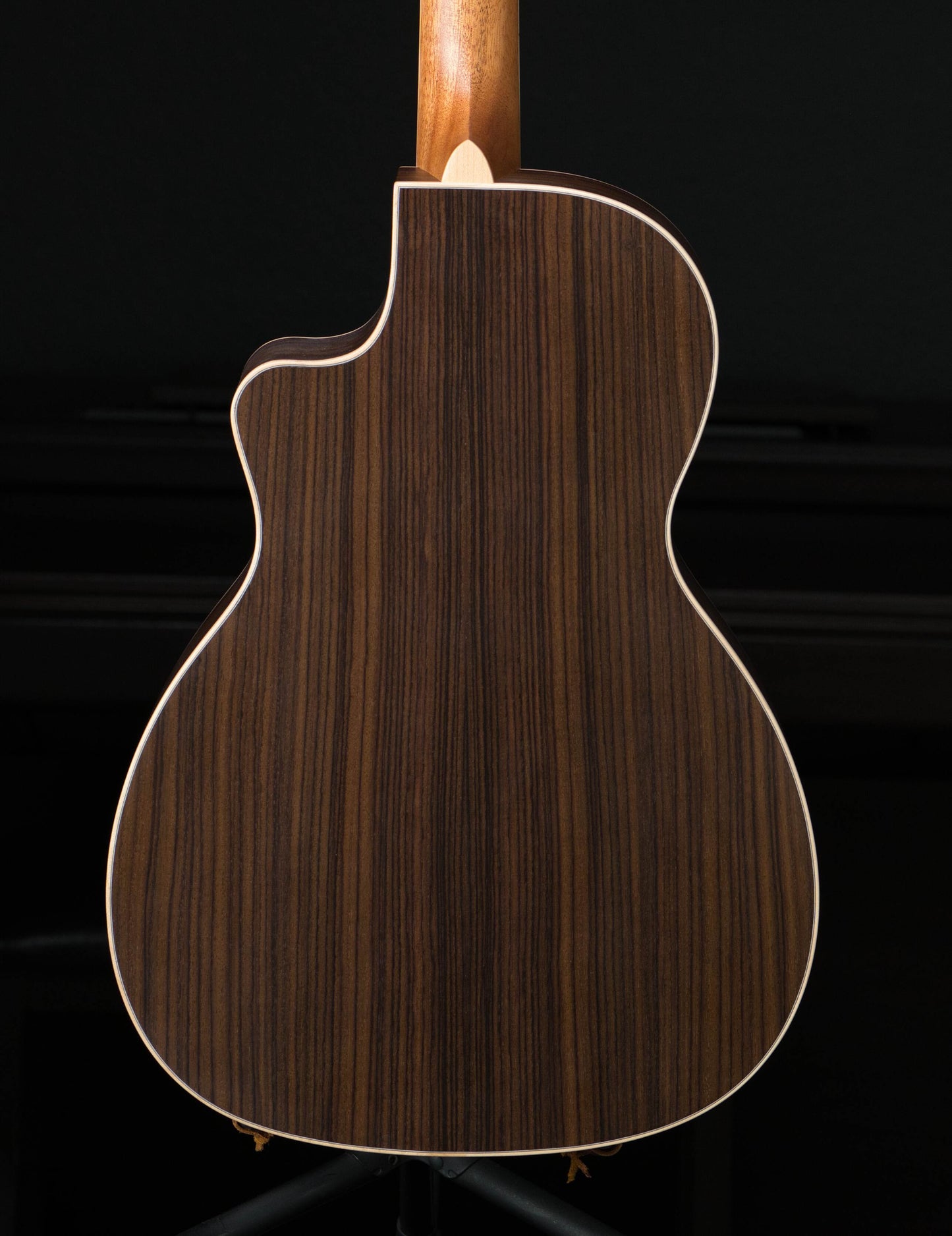 Larrivee 00V-40 Custom 24.75"
