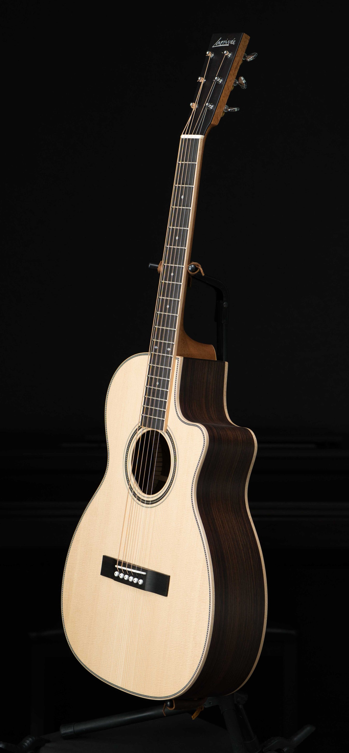 Larrivee 00V-40 Custom 24.75"
