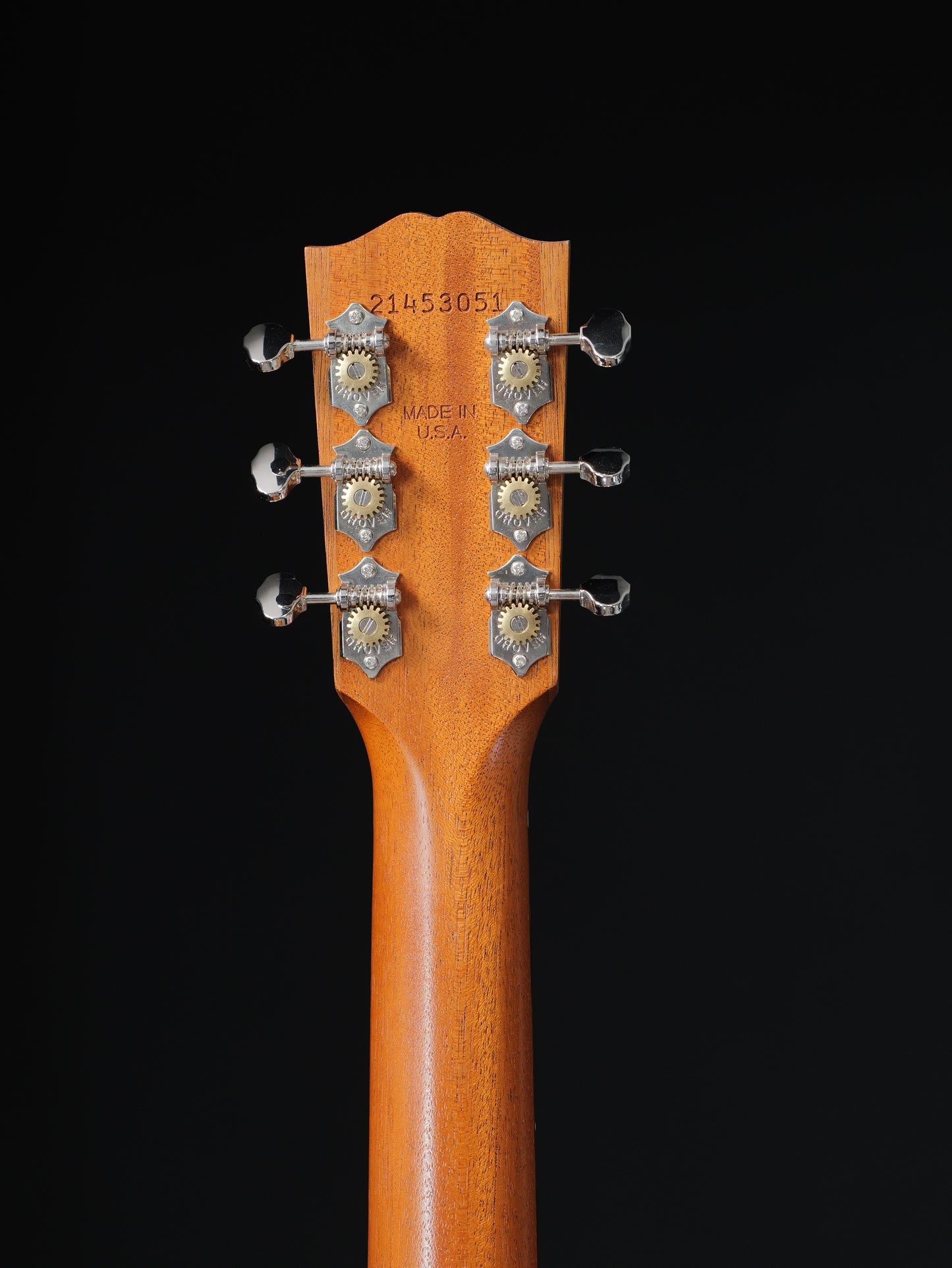 Gibson J-35 2023